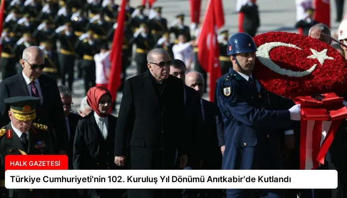Türkiye Cumhuriyeti’nin 102. Kuruluş Yıl Dönümü Anıtkabir’de Kutlandı